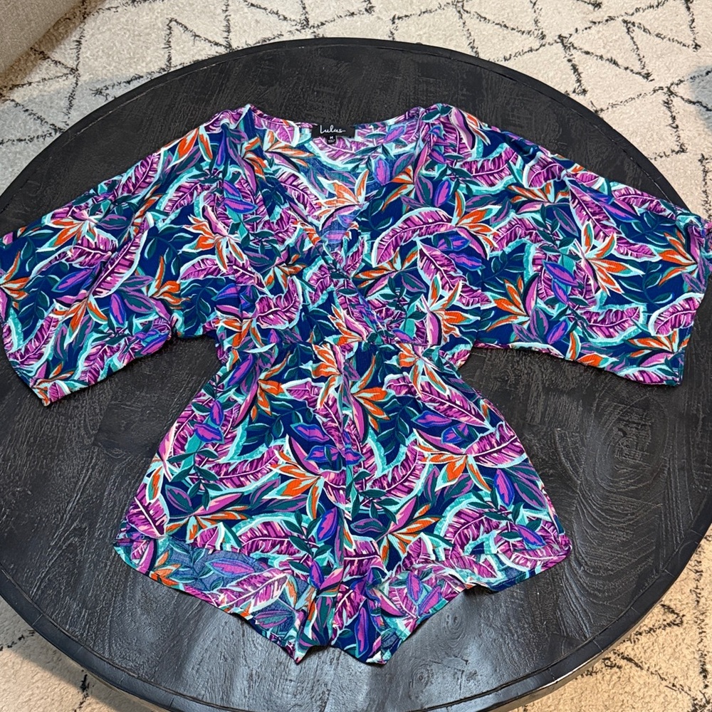 Lulu's Multicolor Leaf Print Romper